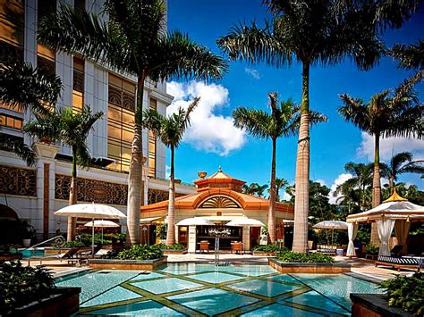 The 20 best Luxury Hotels in Macau. Complete Guide 2024.